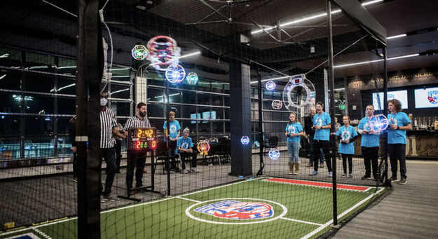 Taller demostrativo de Drone Soccer en la UPR de Carolina