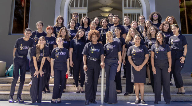Coro UPR Carolina