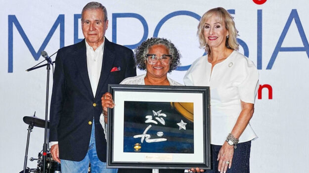 Reconocimiento a la profesora Wanda Pantojas